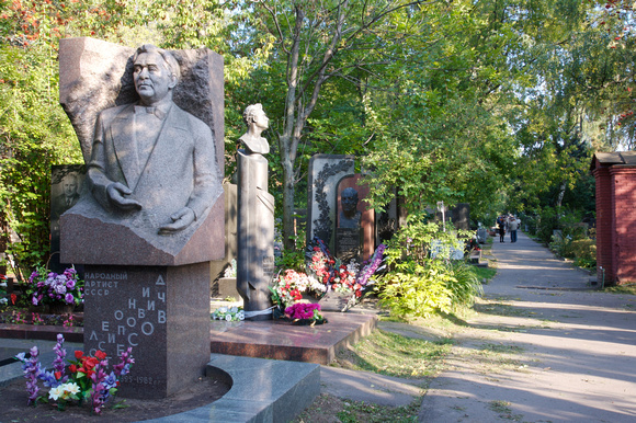 Moscow: Novodevichy Cemetary