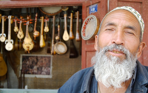 Music instruments for sale in Kashgar